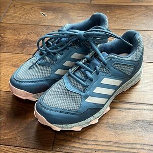 Adidas Fabela Rise field hockey turf